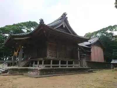 逆戈神社の本殿・本堂