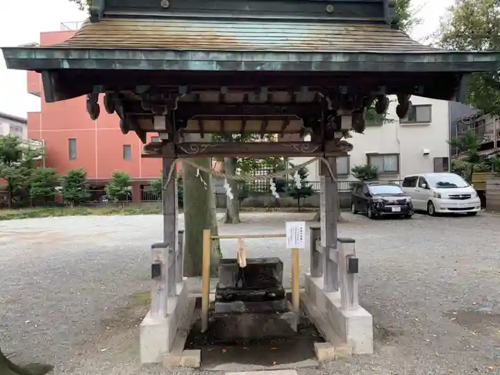 相模原氷川神社の手水舎
