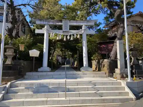 登渡神社の鳥居