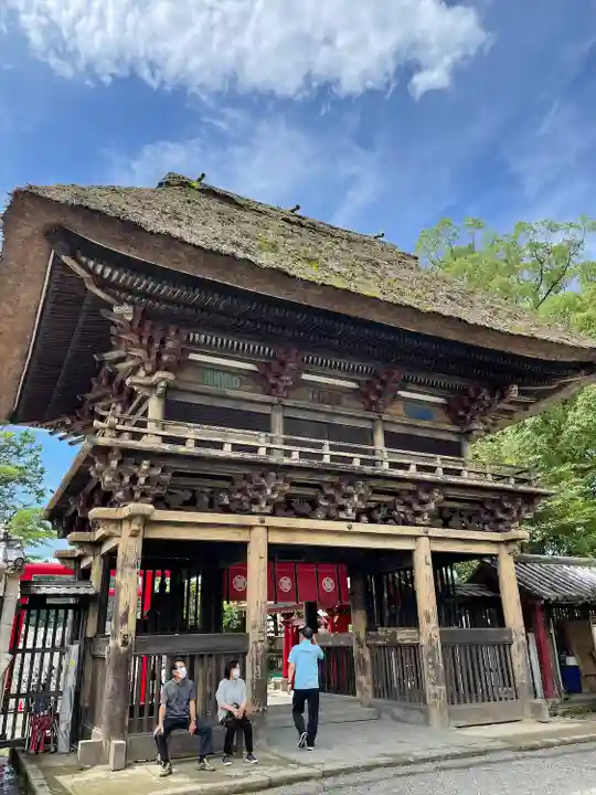 青井阿蘇神社の山門・神門