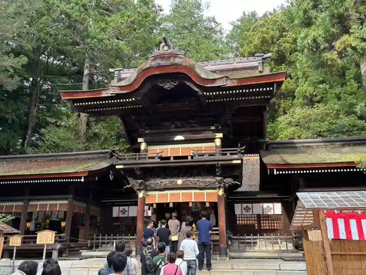 諏訪大社下社秋宮(長野県)