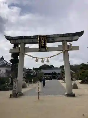 誉田八幡宮の{uncategorized: "未分類", other: "その他", undefined: "問題あり", building: "その他建物", grave: "お墓", sacred_gate: "鳥居", guardian: "狛犬", statue: "像", buddha: "仏像", history: "歴史", nature: "自然", garden: "庭園", animal: "動物", pagoda: "塔", temizu: "手水舎", mountain_gate: "山門・神門", sanctuary: "本殿・本堂", subordinate: "末社・摂社", art: "芸術", scenery: "景色", jizo: "地蔵", ema: "絵馬", goshuin: "御朱印", omikuji: "おみくじ", items: "授与品その他", amulet: "お守り", goshuincho: "御朱印帳", eats: "食事", festival: "お祭り", votive_dance: "神楽", shichigosan: "七五三参", wedding: "結婚式", experience: "体験その他", initially: "初詣", around: "周辺", anti_infection: "感染症対策"}