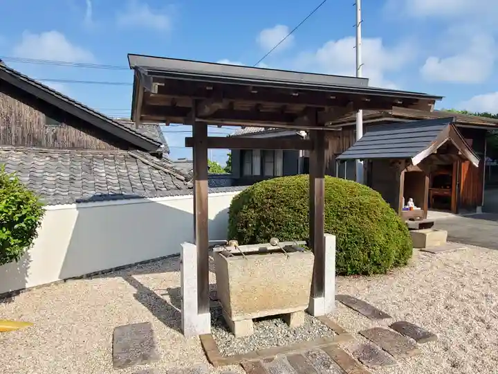 玉泉寺の手水舎