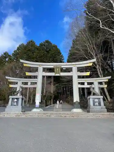 三峯神社の鳥居