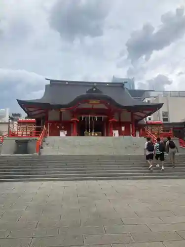 花園神社の本殿・本堂
