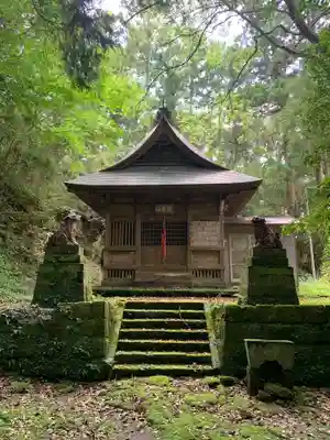熊野神社の本殿・本堂