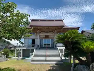 長泉寺の本殿・本堂