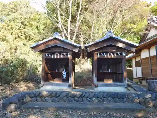 八宮神社（廣野）の{uncategorized: "未分類", other: "その他", undefined: "問題あり", building: "その他建物", grave: "お墓", sacred_gate: "鳥居", guardian: "狛犬", statue: "像", buddha: "仏像", history: "歴史", nature: "自然", garden: "庭園", animal: "動物", pagoda: "塔", temizu: "手水舎", mountain_gate: "山門・神門", sanctuary: "本殿・本堂", subordinate: "末社・摂社", art: "芸術", scenery: "景色", jizo: "地蔵", ema: "絵馬", goshuin: "御朱印", omikuji: "おみくじ", items: "授与品その他", amulet: "お守り", goshuincho: "御朱印帳", eats: "食事", festival: "お祭り", votive_dance: "神楽", shichigosan: "七五三参", wedding: "結婚式", experience: "体験その他", initially: "初詣", around: "周辺", anti_infection: "感染症対策"}