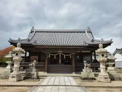 佐保神社の本殿・本堂
