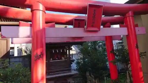勝利八幡神社の鳥居
