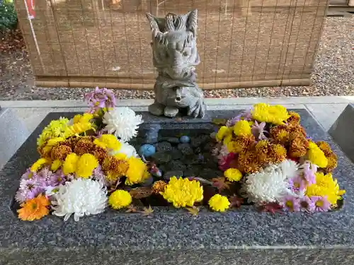 滑川神社 - 仕事と子どもの守り神の手水