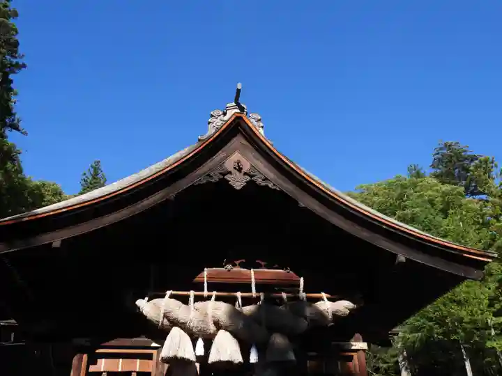 諏訪大社下社秋宮(長野県)