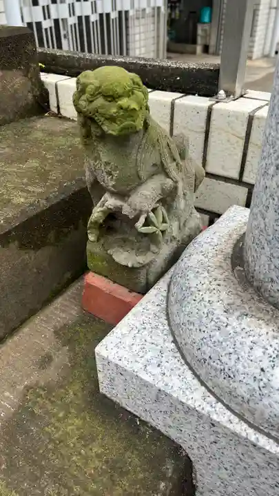 榎稲荷神社の狛犬