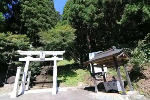 木幡山隠津島神社(二本松市)の鳥居