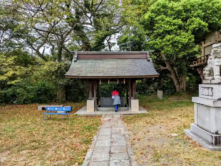 藤島神社(贈正一位新田義貞公之大宮)の手水舎