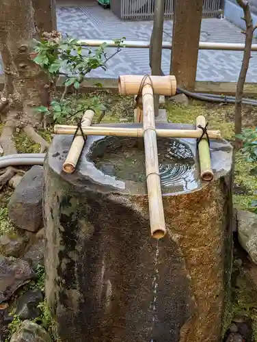 妻恋神社の手水