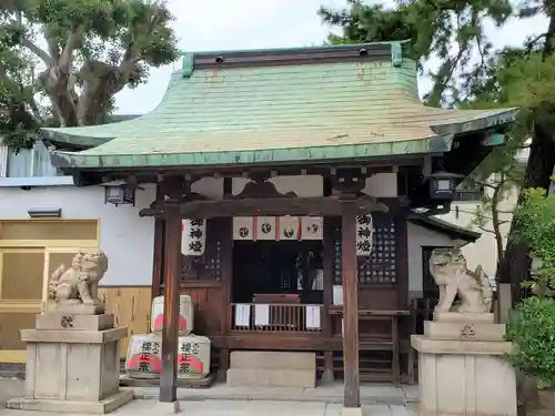 横屋八幡神社の本殿・本堂
