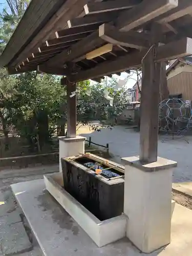 越谷香取神社の手水舎