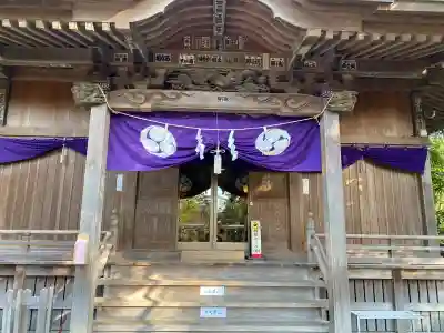 篠崎浅間神社の{uncategorized: "未分類", other: "その他", undefined: "問題あり", building: "その他建物", grave: "お墓", sacred_gate: "鳥居", guardian: "狛犬", statue: "像", buddha: "仏像", history: "歴史", nature: "自然", garden: "庭園", animal: "動物", pagoda: "塔", temizu: "手水舎", mountain_gate: "山門・神門", sanctuary: "本殿・本堂", subordinate: "末社・摂社", art: "芸術", scenery: "景色", jizo: "地蔵", ema: "絵馬", goshuin: "御朱印", omikuji: "おみくじ", items: "授与品その他", amulet: "お守り", goshuincho: "御朱印帳", eats: "食事", festival: "お祭り", votive_dance: "神楽", shichigosan: "七五三参", wedding: "結婚式", experience: "体験その他", initially: "初詣", around: "周辺", anti_infection: "感染症対策"}