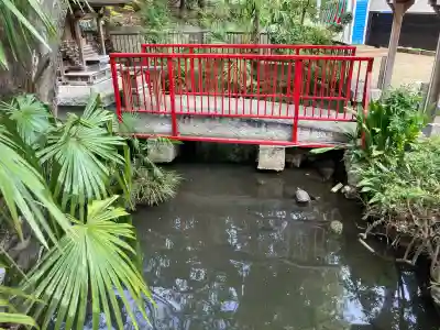 清水窪弁財天の{uncategorized: "未分類", other: "その他", undefined: "問題あり", building: "その他建物", grave: "お墓", sacred_gate: "鳥居", guardian: "狛犬", statue: "像", buddha: "仏像", history: "歴史", nature: "自然", garden: "庭園", animal: "動物", pagoda: "塔", temizu: "手水舎", mountain_gate: "山門・神門", sanctuary: "本殿・本堂", subordinate: "末社・摂社", art: "芸術", scenery: "景色", jizo: "地蔵", ema: "絵馬", goshuin: "御朱印", omikuji: "おみくじ", items: "授与品その他", amulet: "お守り", goshuincho: "御朱印帳", eats: "食事", festival: "お祭り", votive_dance: "神楽", shichigosan: "七五三参", wedding: "結婚式", experience: "体験その他", initially: "初詣", around: "周辺", anti_infection: "感染症対策"}