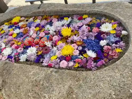 金井神社の手水舎