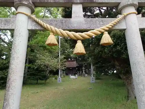 宮村岩部神社の鳥居