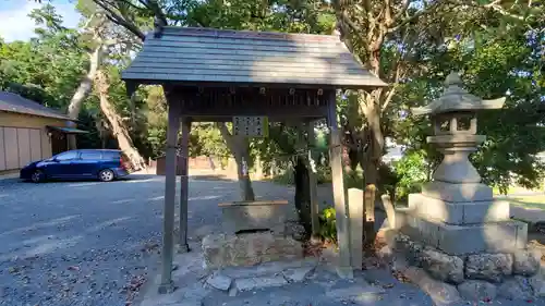 大和神社の手水