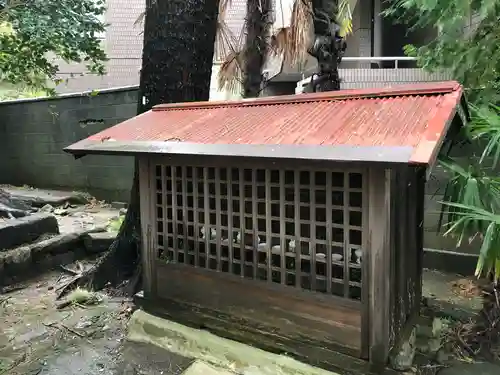 白山神社の末社