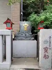 十番稲荷神社の末社