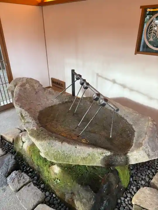 星川杉山神社の{uncategorized: "未分類", other: "その他", undefined: "問題あり", building: "その他建物", grave: "お墓", sacred_gate: "鳥居", guardian: "狛犬", statue: "像", buddha: "仏像", history: "歴史", nature: "自然", garden: "庭園", animal: "動物", pagoda: "塔", temizu: "手水舎", mountain_gate: "山門・神門", sanctuary: "本殿・本堂", subordinate: "末社・摂社", art: "芸術", scenery: "景色", jizo: "地蔵", ema: "絵馬", goshuin: "御朱印", omikuji: "おみくじ", items: "授与品その他", amulet: "お守り", goshuincho: "御朱印帳", eats: "食事", festival: "お祭り", votive_dance: "神楽", shichigosan: "七五三参", wedding: "結婚式", experience: "体験その他", initially: "初詣", around: "周辺", anti_infection: "感染症対策"}