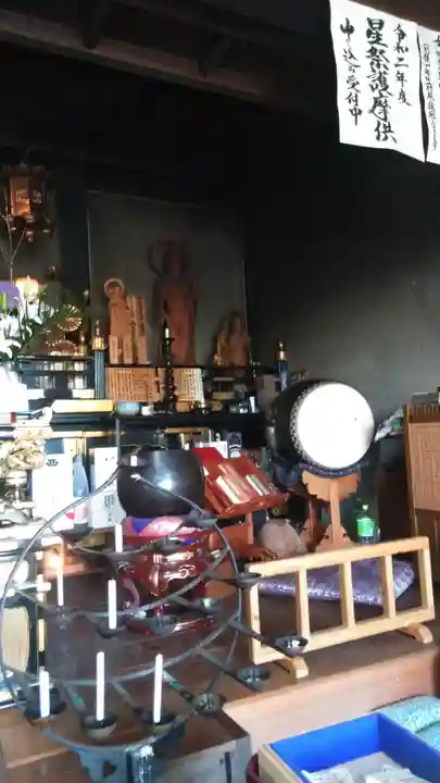 高山寺の本殿・本堂