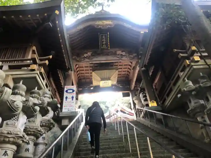 鹿嶋神社の山門・神門