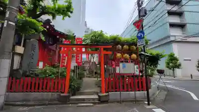 装束稲荷神社(王子稲荷神社境外摂社)の鳥居