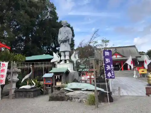 箱崎八幡神社の像