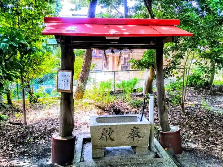 山祇社(石亀土山祇社)の手水舎