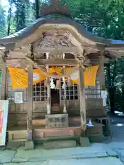 金持神社の本殿