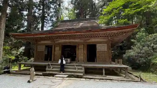 室生寺の{uncategorized: "未分類", other: "その他", undefined: "問題あり", building: "その他建物", grave: "お墓", sacred_gate: "鳥居", guardian: "狛犬", statue: "像", buddha: "仏像", history: "歴史", nature: "自然", garden: "庭園", animal: "動物", pagoda: "塔", temizu: "手水舎", mountain_gate: "山門・神門", sanctuary: "本殿・本堂", subordinate: "末社・摂社", art: "芸術", scenery: "景色", jizo: "地蔵", ema: "絵馬", goshuin: "御朱印", omikuji: "おみくじ", items: "授与品その他", amulet: "お守り", goshuincho: "御朱印帳", eats: "食事", festival: "お祭り", votive_dance: "神楽", shichigosan: "七五三参", wedding: "結婚式", experience: "体験その他", initially: "初詣", around: "周辺", anti_infection: "感染症対策"}
