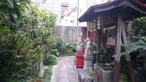 於三稲荷神社のその他建物
