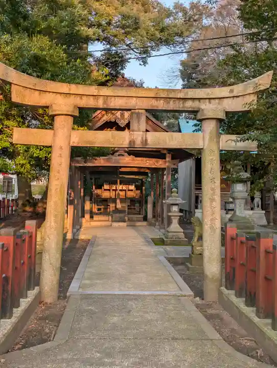角鹿神社の{uncategorized: "未分類", other: "その他", undefined: "問題あり", building: "その他建物", grave: "お墓", sacred_gate: "鳥居", guardian: "狛犬", statue: "像", buddha: "仏像", history: "歴史", nature: "自然", garden: "庭園", animal: "動物", pagoda: "塔", temizu: "手水舎", mountain_gate: "山門・神門", sanctuary: "本殿・本堂", subordinate: "末社・摂社", art: "芸術", scenery: "景色", jizo: "地蔵", ema: "絵馬", goshuin: "御朱印", omikuji: "おみくじ", items: "授与品その他", amulet: "お守り", goshuincho: "御朱印帳", eats: "食事", festival: "お祭り", votive_dance: "神楽", shichigosan: "七五三参", wedding: "結婚式", experience: "体験その他", initially: "初詣", around: "周辺", anti_infection: "感染症対策"}