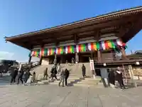 西新井大師総持寺の本殿・本堂