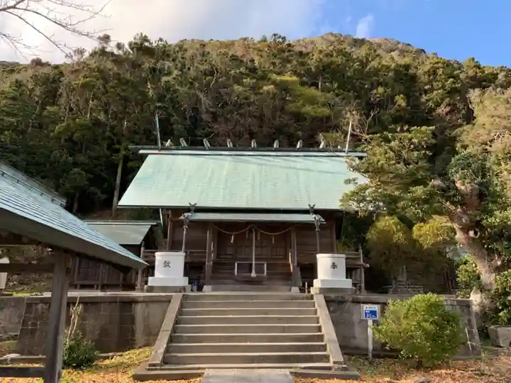 高皇産靈神社の本殿・本堂