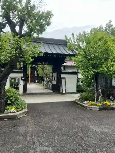 西光寺の{uncategorized: "未分類", other: "その他", undefined: "問題あり", building: "その他建物", grave: "お墓", sacred_gate: "鳥居", guardian: "狛犬", statue: "像", buddha: "仏像", history: "歴史", nature: "自然", garden: "庭園", animal: "動物", pagoda: "塔", temizu: "手水舎", mountain_gate: "山門・神門", sanctuary: "本殿・本堂", subordinate: "末社・摂社", art: "芸術", scenery: "景色", jizo: "地蔵", ema: "絵馬", goshuin: "御朱印", omikuji: "おみくじ", items: "授与品その他", amulet: "お守り", goshuincho: "御朱印帳", eats: "食事", festival: "お祭り", votive_dance: "神楽", shichigosan: "七五三参", wedding: "結婚式", experience: "体験その他", initially: "初詣", around: "周辺", anti_infection: "感染症対策"}
