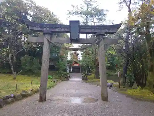 金澤神社の鳥居