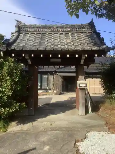 龍福寺（普照庵 龍福寺）の山門