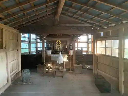 下諏訪神社の本殿・本堂