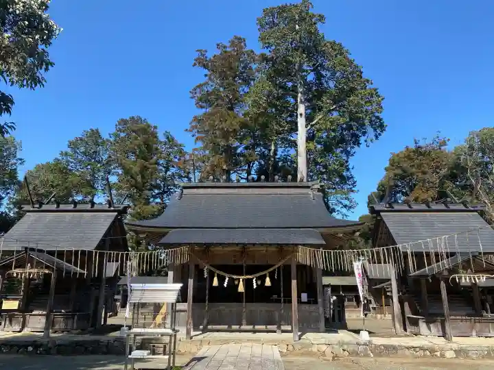 豊受大神社の{uncategorized: "未分類", other: "その他", undefined: "問題あり", building: "その他建物", grave: "お墓", sacred_gate: "鳥居", guardian: "狛犬", statue: "像", buddha: "仏像", history: "歴史", nature: "自然", garden: "庭園", animal: "動物", pagoda: "塔", temizu: "手水舎", mountain_gate: "山門・神門", sanctuary: "本殿・本堂", subordinate: "末社・摂社", art: "芸術", scenery: "景色", jizo: "地蔵", ema: "絵馬", goshuin: "御朱印", omikuji: "おみくじ", items: "授与品その他", amulet: "お守り", goshuincho: "御朱印帳", eats: "食事", festival: "お祭り", votive_dance: "神楽", shichigosan: "七五三参", wedding: "結婚式", experience: "体験その他", initially: "初詣", around: "周辺", anti_infection: "感染症対策"}
