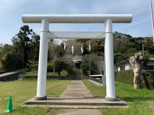 洲宮神社の鳥居