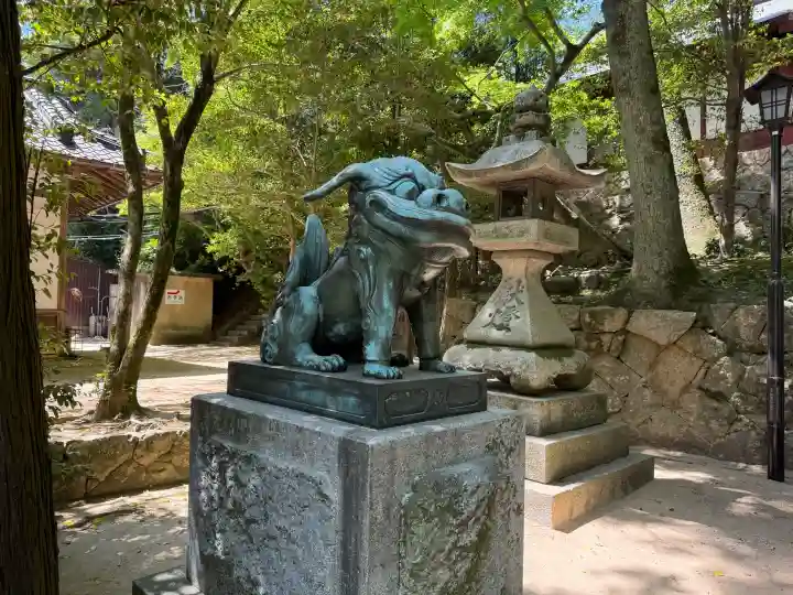 住吉神社の{uncategorized: "未分類", other: "その他", undefined: "問題あり", building: "その他建物", grave: "お墓", sacred_gate: "鳥居", guardian: "狛犬", statue: "像", buddha: "仏像", history: "歴史", nature: "自然", garden: "庭園", animal: "動物", pagoda: "塔", temizu: "手水舎", mountain_gate: "山門・神門", sanctuary: "本殿・本堂", subordinate: "末社・摂社", art: "芸術", scenery: "景色", jizo: "地蔵", ema: "絵馬", goshuin: "御朱印", omikuji: "おみくじ", items: "授与品その他", amulet: "お守り", goshuincho: "御朱印帳", eats: "食事", festival: "お祭り", votive_dance: "神楽", shichigosan: "七五三参", wedding: "結婚式", experience: "体験その他", initially: "初詣", around: "周辺", anti_infection: "感染症対策"}