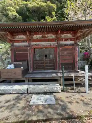 那古寺の{uncategorized: "未分類", other: "その他", undefined: "問題あり", building: "その他建物", grave: "お墓", sacred_gate: "鳥居", guardian: "狛犬", statue: "像", buddha: "仏像", history: "歴史", nature: "自然", garden: "庭園", animal: "動物", pagoda: "塔", temizu: "手水舎", mountain_gate: "山門・神門", sanctuary: "本殿・本堂", subordinate: "末社・摂社", art: "芸術", scenery: "景色", jizo: "地蔵", ema: "絵馬", goshuin: "御朱印", omikuji: "おみくじ", items: "授与品その他", amulet: "お守り", goshuincho: "御朱印帳", eats: "食事", festival: "お祭り", votive_dance: "神楽", shichigosan: "七五三参", wedding: "結婚式", experience: "体験その他", initially: "初詣", around: "周辺", anti_infection: "感染症対策"}