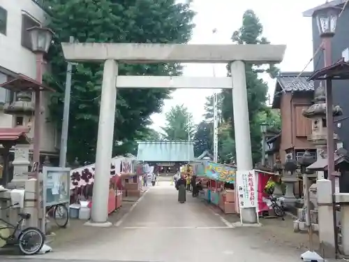 能見神明宮（元能見）の鳥居